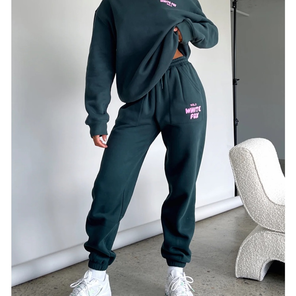White Fox Boutique Green Track Pants Relaxed Fit volume 3 PINE